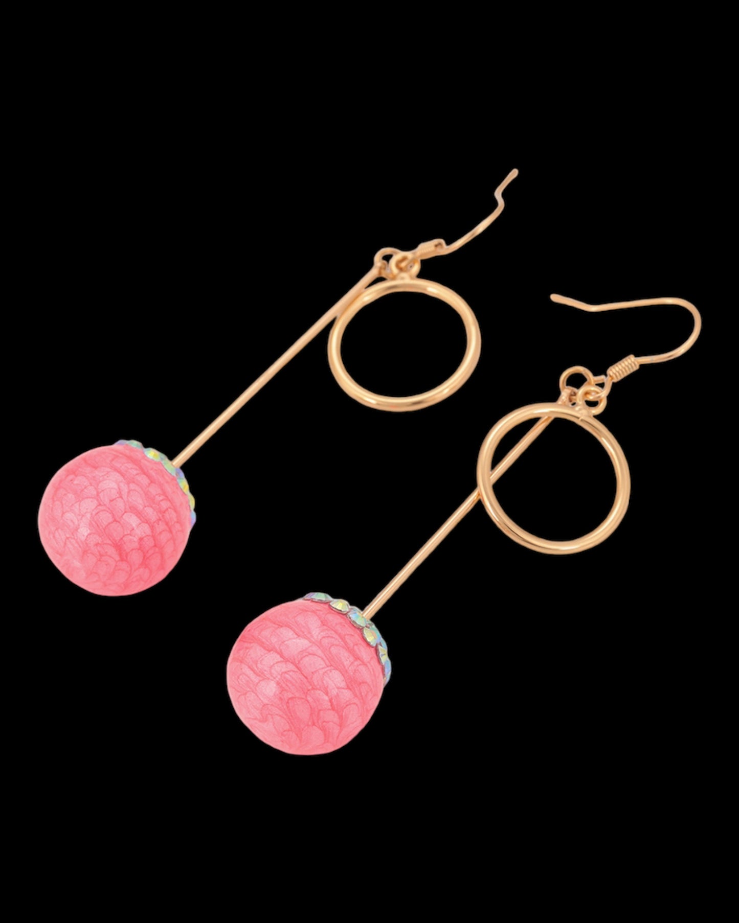 Boucles d’oreilles dorées pierres roses pendantes