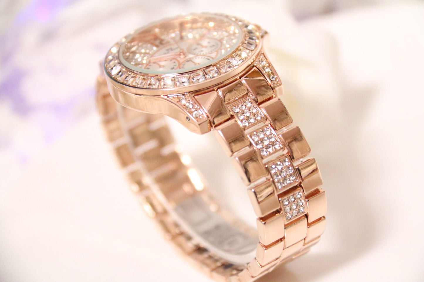 Montre dorée rose strass FA1158